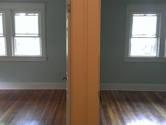 5th image of 2944 N Washington Blvd