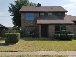 1908 Prairie Creek Trl, Garland, TX 75040