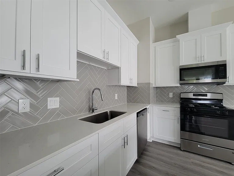 8316 Curry St #A — Photo 29