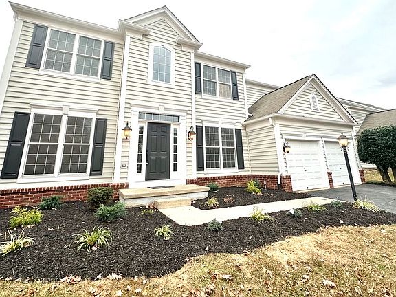 5th image of 7625 Movern Ln