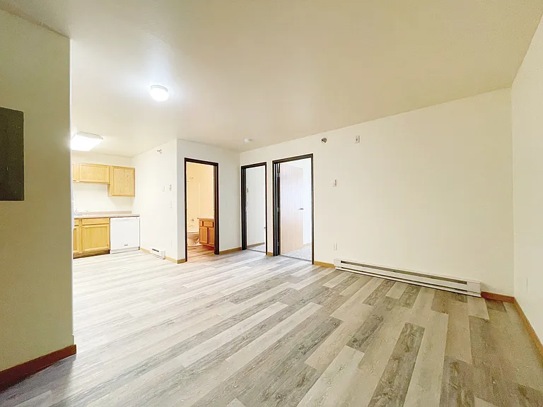 Paramount at the Bluffs Apartments — Photo 22
