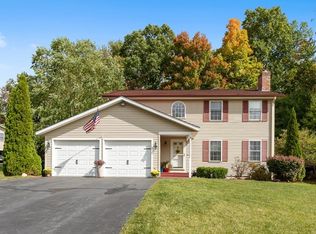 16 Aimees Way, Fitchburg, MA 01420