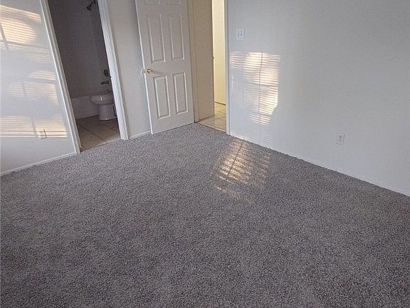 4th image of 2506 Grasslands Dr