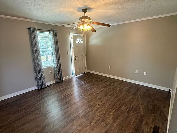 3rd image of 264 Peterson Ave #B
