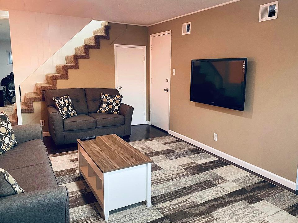 1st image of 82 Longview Dr #2