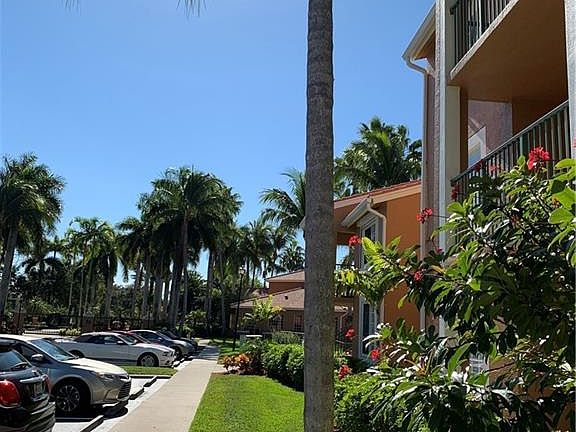 4th image of 1275 Wildwood Lakes Blvd #2-303