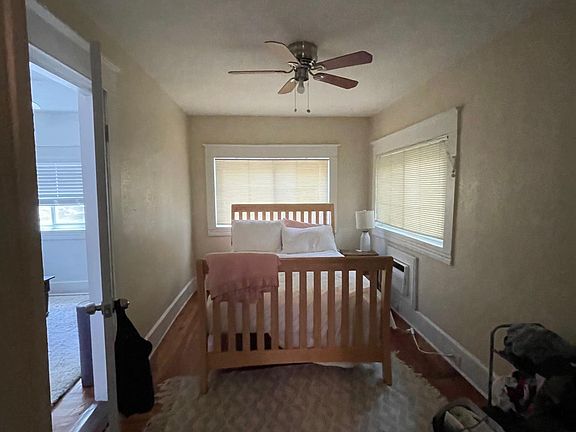 5th image of 811 14th Ave N #1/2