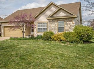 235 Meadowbrook Ln, Wellsville, KS 66092