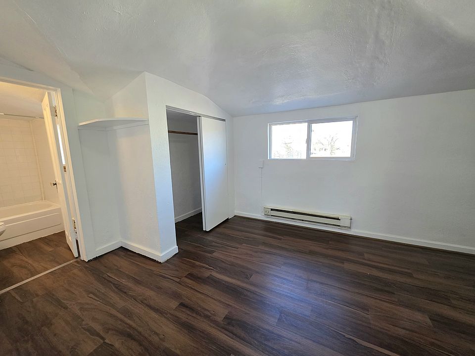 1st image of 1924 E 5th St APT 3