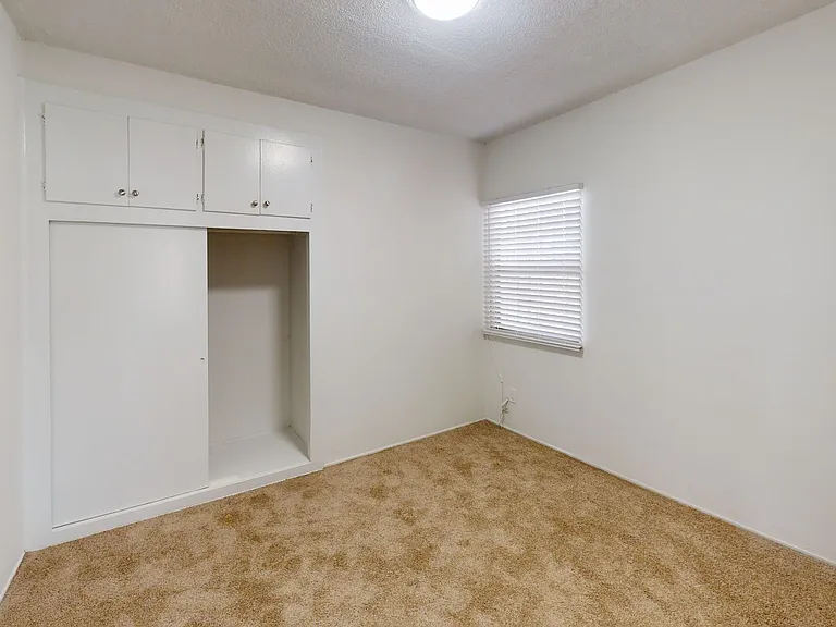 Amazing 2 bedroom & 1 bathroom unit - Los Angeles! — Photo 10