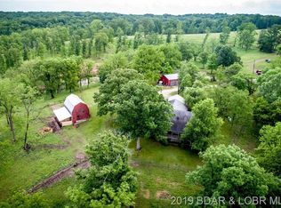 195 Witt Rd, Eldon, MO 65026