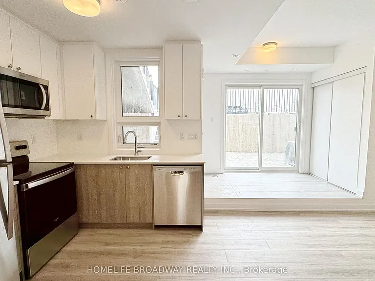 25 Palace St #P9 — Photo 4
