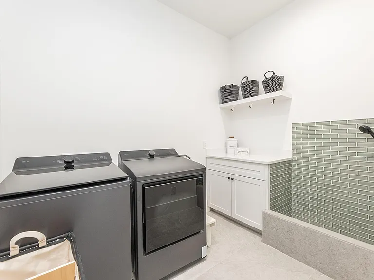 21701 Dan Dr — Photo 40