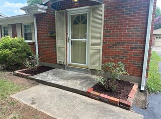 3014 Nepperhan Rd, Louisville, KY 40220