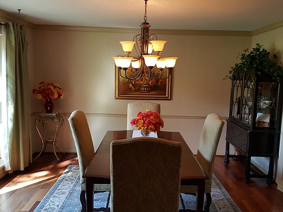 Formal Dinning Main Level