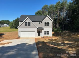 1338 32nd St SW, Hickory, NC 28602