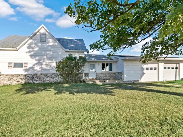 2951 W Avon Ave, Marion, IN 46953