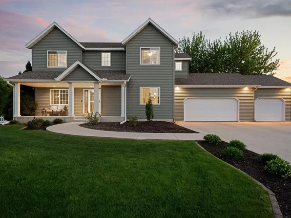 2703 10th Ave SW, Austin, MN 55912