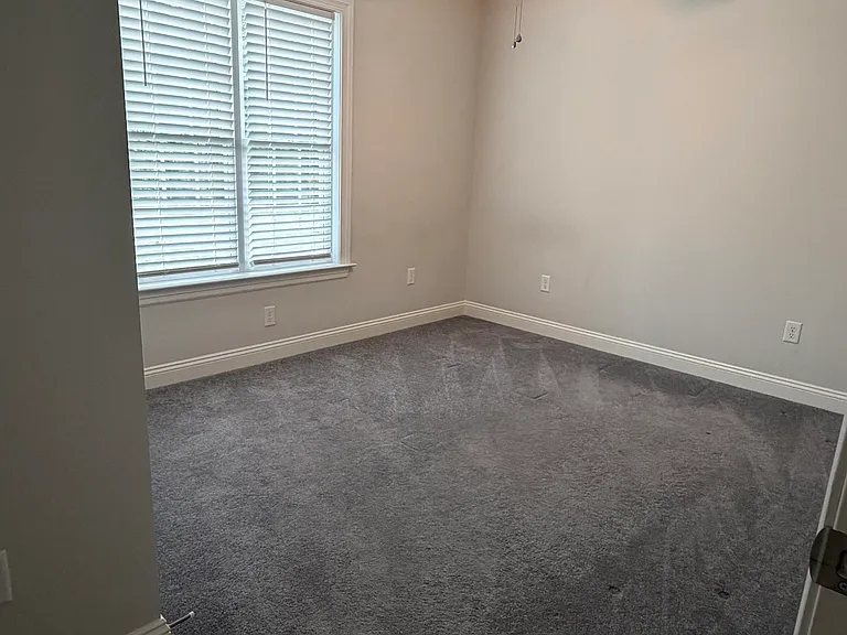 102 Cedar Crest Rd — Photo 12