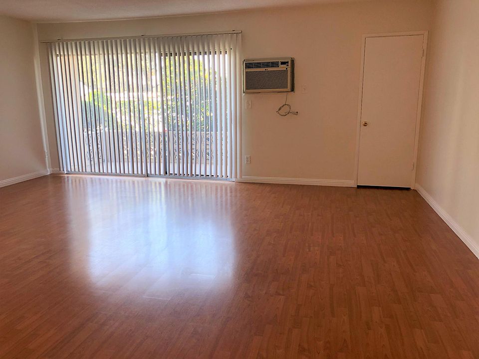 1st image of 6432 Agnes Ave #2