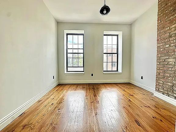 5th image of 73 Jefferson St #2F