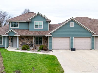 180 E River Dr, De Pere, WI, 54115