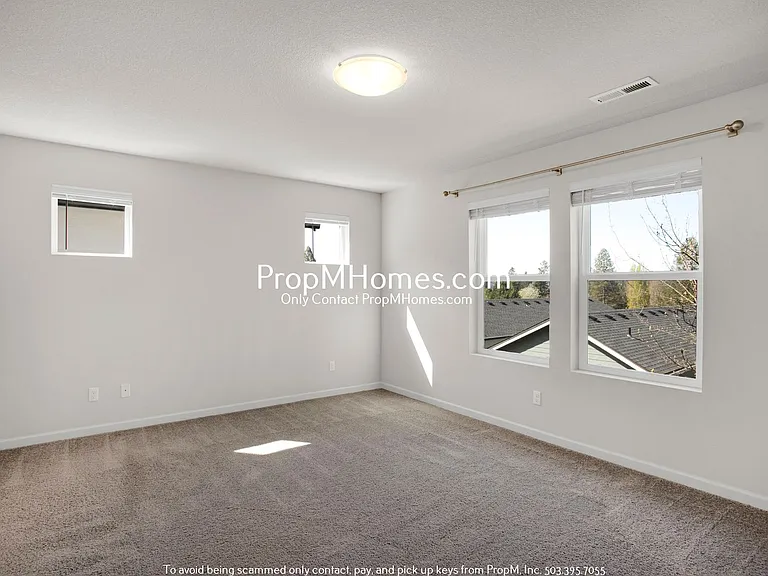 10709 SW 72nd Ave — Photo 11
