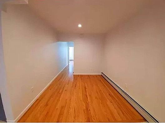 3rd image of 4813 5th Ave #3L