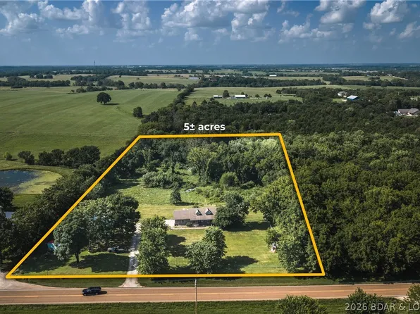 407 Highway Y, Eldon, MO 65026