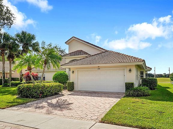 3rd image of 6898 Grenelefe Road