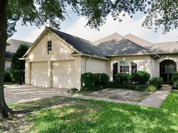 3606 Broadmoor Dr, Pasadena, TX 77505