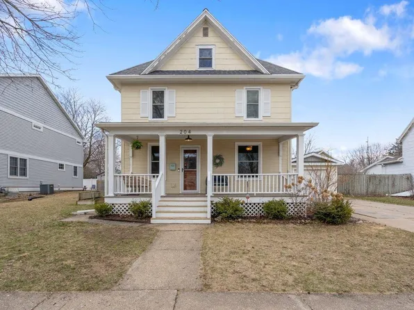 204 South 6th Street, Mount Horeb, WI 53572