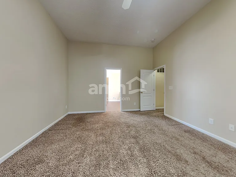 6259 Castle Oak Dr — Photo 8