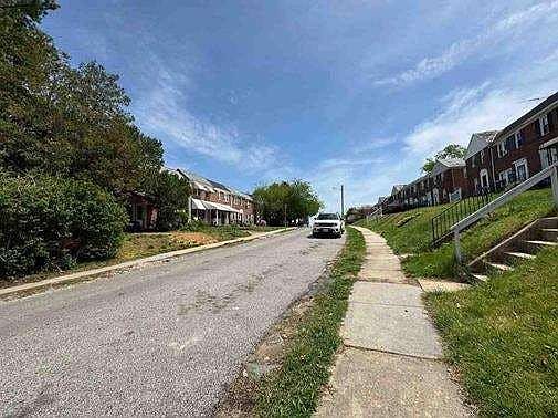 5th image of 844 Braeside Rd