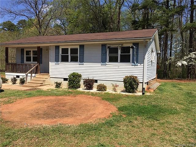1st image of 2828 Penninger Cres