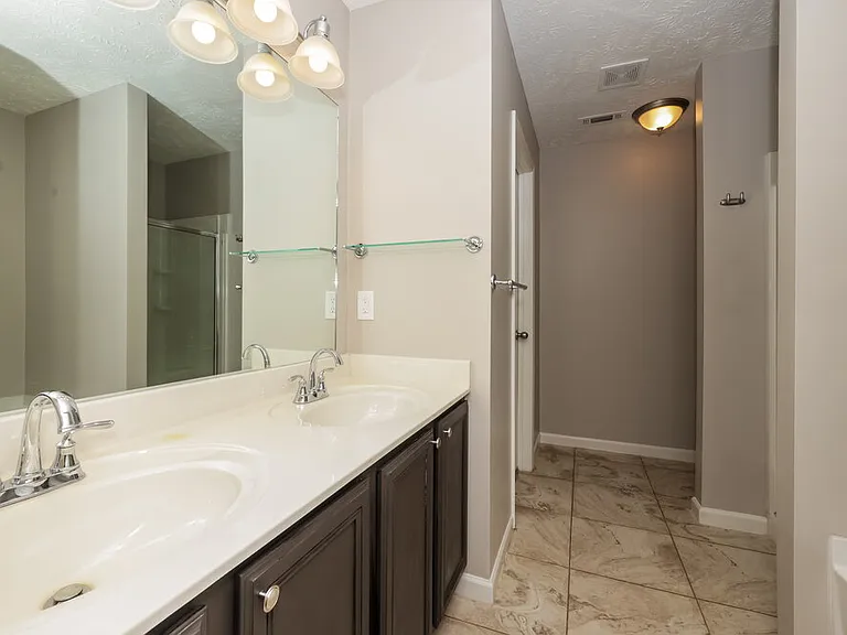 413 Creek Oak Dr — Photo 12