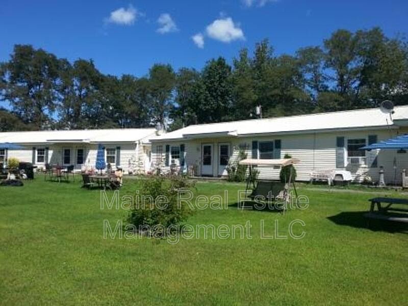 47 Hill St APT 4, Eddington, ME 04428 Zillow