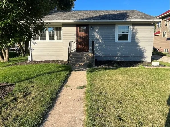 111 S Elm St, Gilman, IA 50106