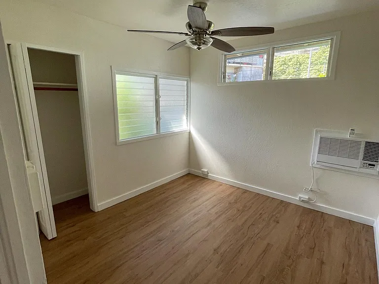 607 Isenberg St #6 — Photo 5