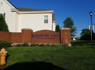 2135 Rainbow Lake Ln APT 122, West Bend, WI 53090