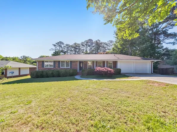 3072 Vandiver Dr, Marietta, GA 30066