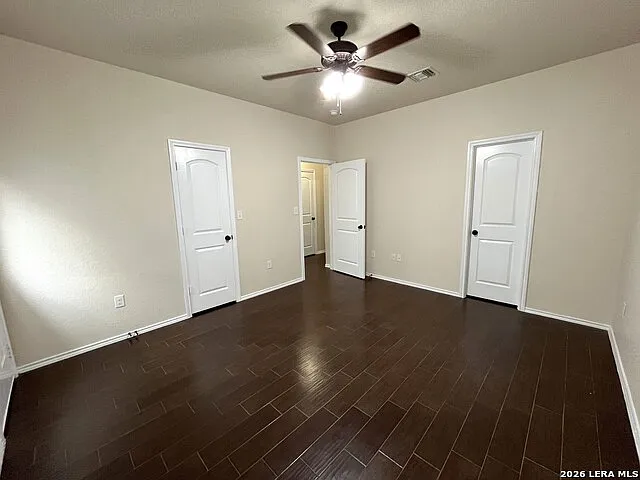 685 Creekside Cir — Photo 15