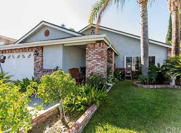 3rd image of 2448 S Sultana Ave