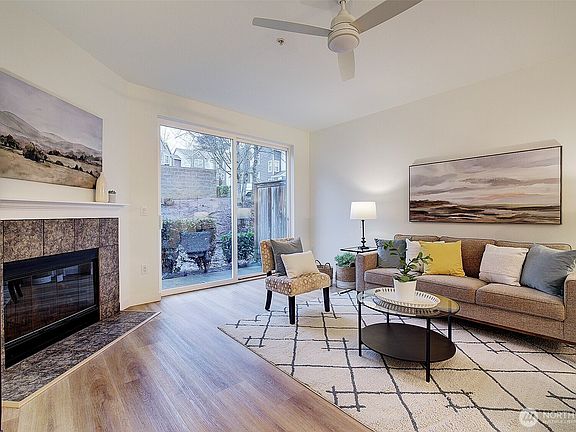 3rd image of 3116 164th Street SW #2103