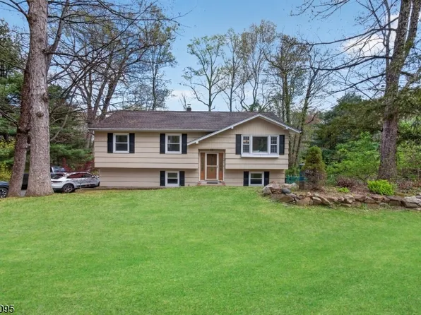 541 Rockaway Valley Rd, Boonton Twp., NJ 07005