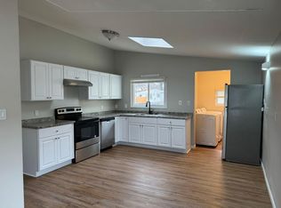 1219 E Maxlow Ave, Hazel Park, MI 48030