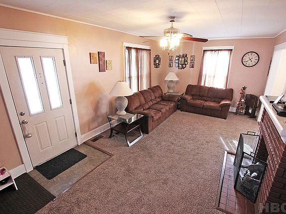 3rd image of 170 Elm St