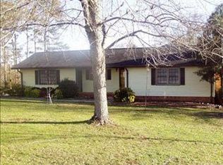 2818 Cascade Dr, Gainesville, GA 30504