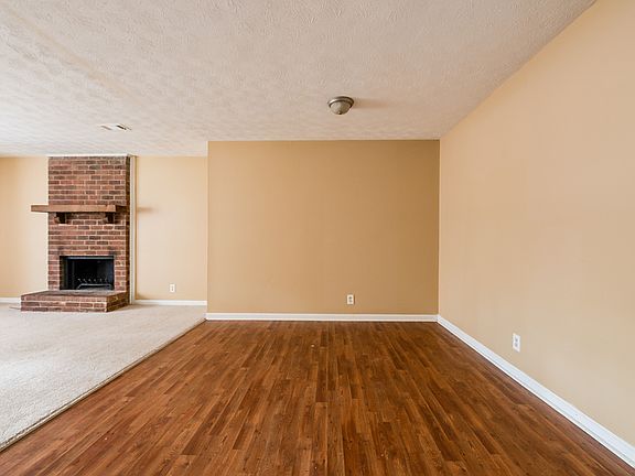 5th image of 2980 Medina Dr