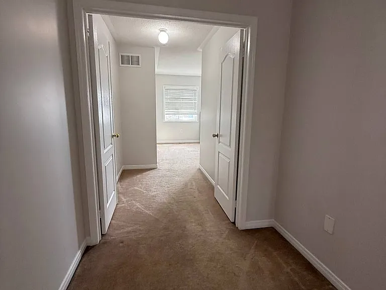 514 Candlestick Cir — Photo 35